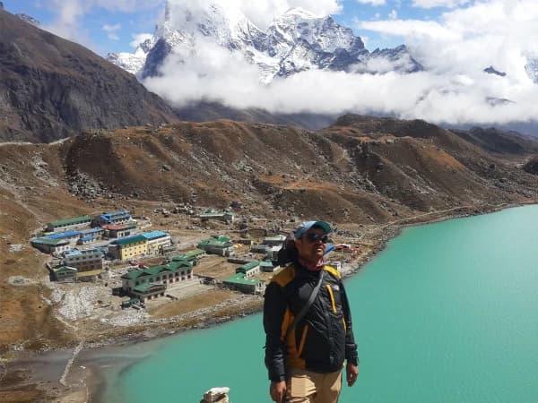Gokyo Valley