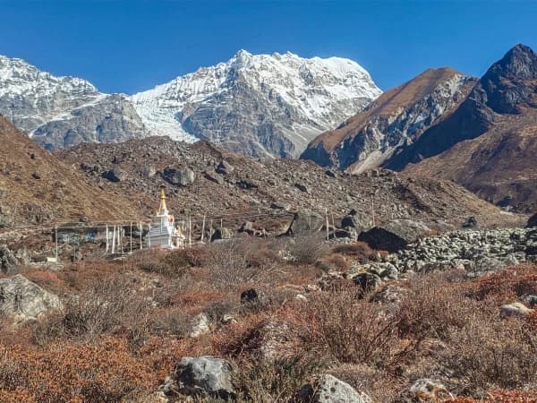 Kyanjin Gompa